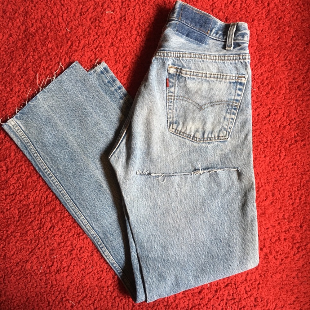 🔥VINTAGE BUTTRIP LEVIS 🔥